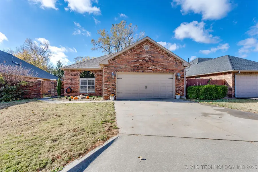 1262 Augusta, Shawnee, OK 74801 - Image #2