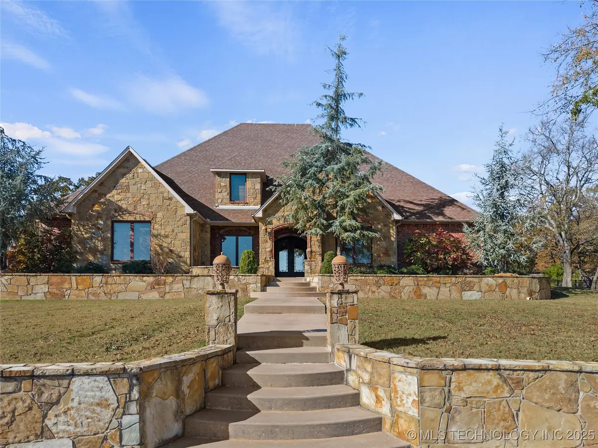 579 Chateau Bend, Ardmore, OK 73401 - Image #1