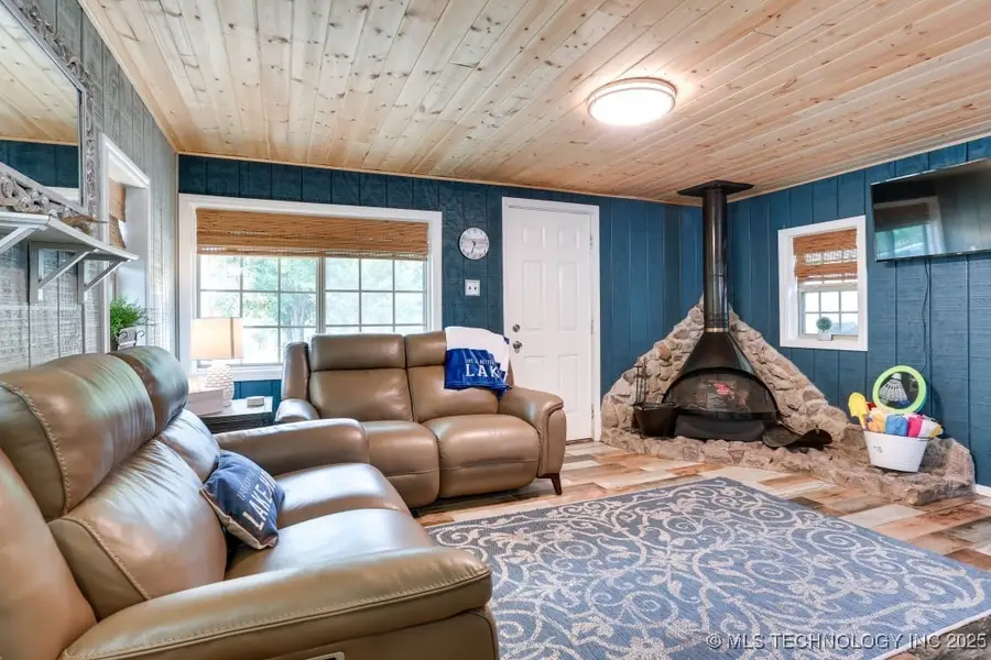 5112 Oakwood Drive, Kingston, OK 73439 - #3