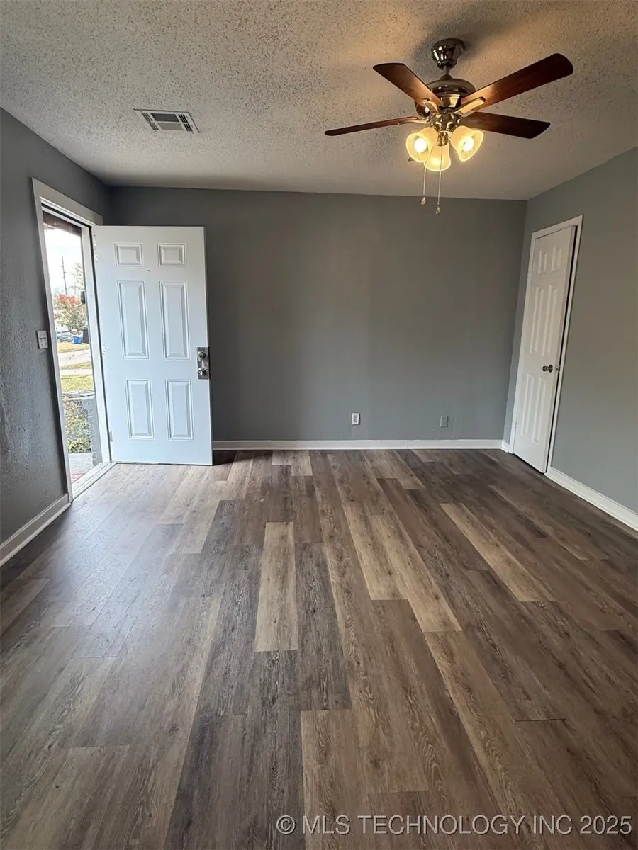 4634 N Saint Louis Avenue, Tulsa, OK 74126 - Image #3