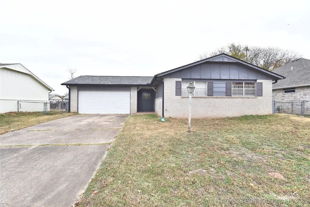 513 W C Street, Jenks, OK 74037 - Image #1