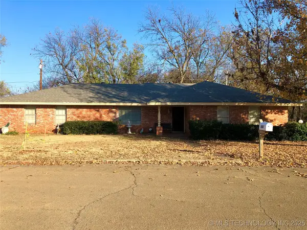 1402 Bell Creek Avenue, Cushing, OK 74023