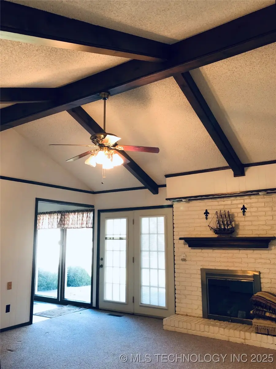 1402 Bell Creek Avenue, Cushing, OK 74023 - Image #3