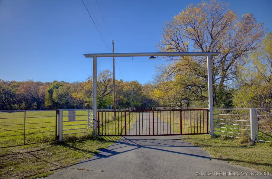 17808 S 129th East Avenue, Bixby, OK 74008 - Image #2