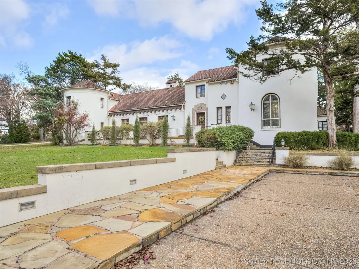 2400 Terrace Drive, Bartlesville, OK 74006 - Image #1