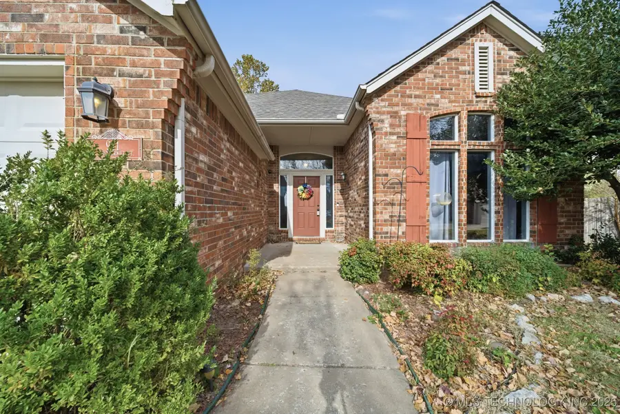 911 N Butternut Court, Broken Arrow, OK 74012 - Image #3