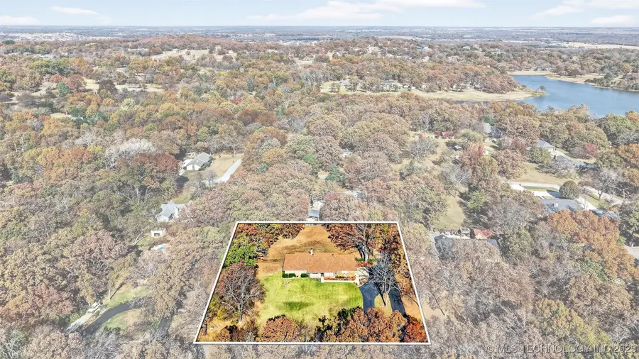 471 Rolling Wood Hills, Durant, OK 74701 - Image #3