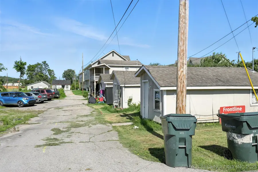 507 S Maryland Avenue, Claremore, OK 74017 - Image #2