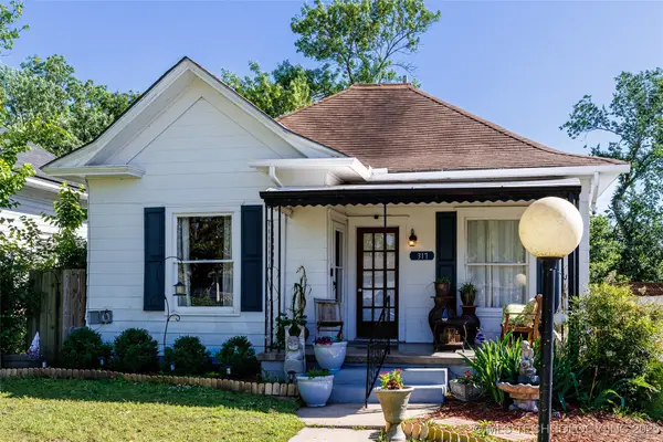 317 E 4th Street, Claremore, OK 74017