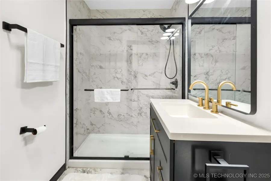 2408 S Oswego Avenue, Tulsa, OK 74114 - Image #3