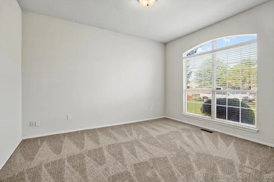 3309 W Freeport Street, Broken Arrow, OK 74012 - Image #2