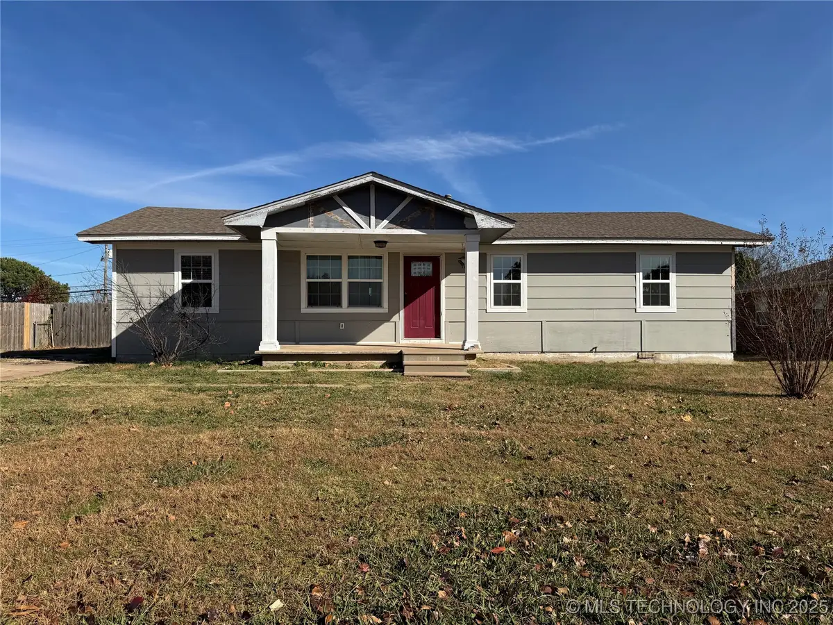 1016 Westlawn Lane, Prague, OK 74864 - Image #1