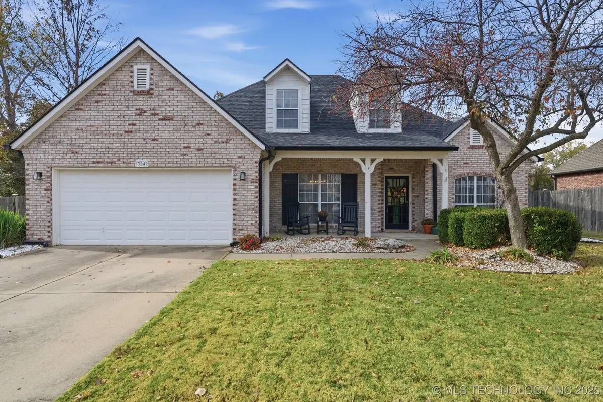 304 N Eucalyptus Court, Broken Arrow, OK 74012 - Image #1