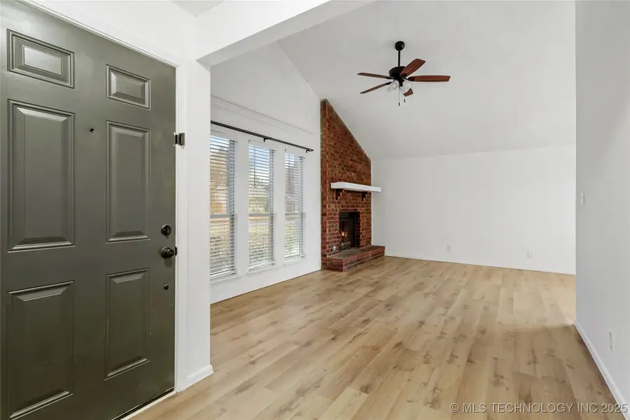 13959 S Poplar Street, Glenpool, OK 74033 - Image #3