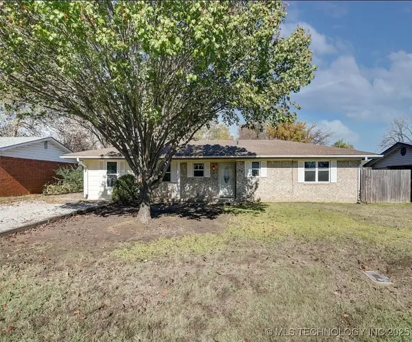 58 Wisteria Street, Lone Grove, OK 73443