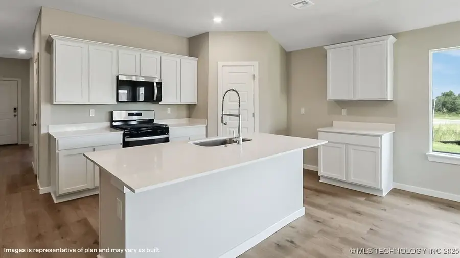 10209 E 131st Place S, Bixby, OK 74008 - Image #3