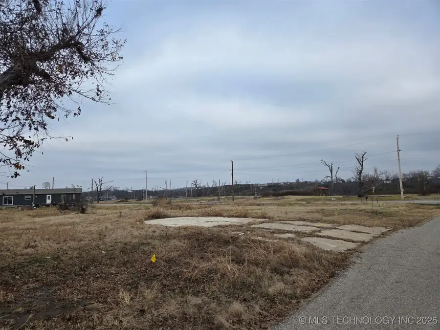 106 Chestnut Avenue, Barnsdall, OK 74002 - Image #2