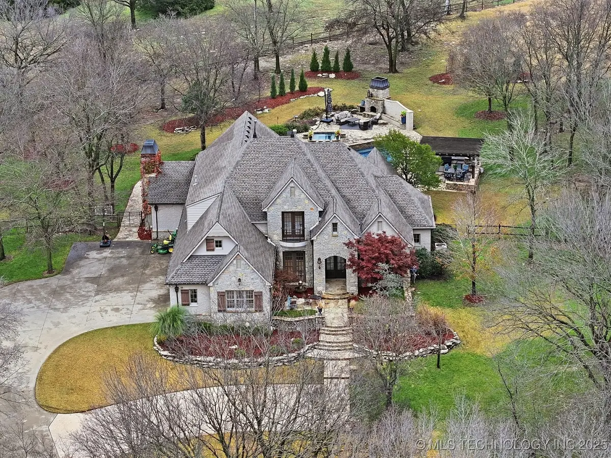 10121 N Glen Ellen Road, Owasso, OK 74055 - Image #1