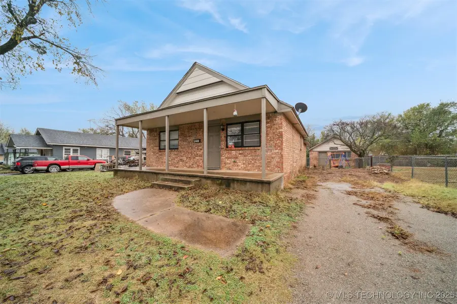 1217 E Cherry Street, Cushing, OK 74023 - Image #2