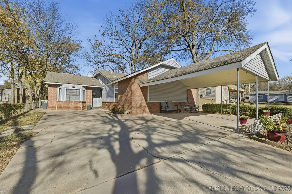 41 E 148th Street S, Glenpool, OK 74033 - Image #1