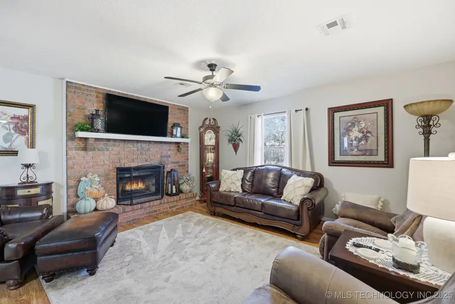 41 E 148th Street S, Glenpool, OK 74033 - Image #3