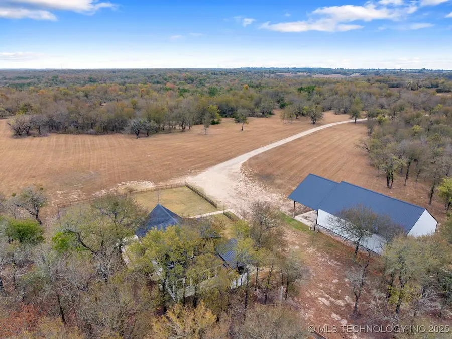 955 N 4250 Road, Hugo, OK 74743 - Image #3