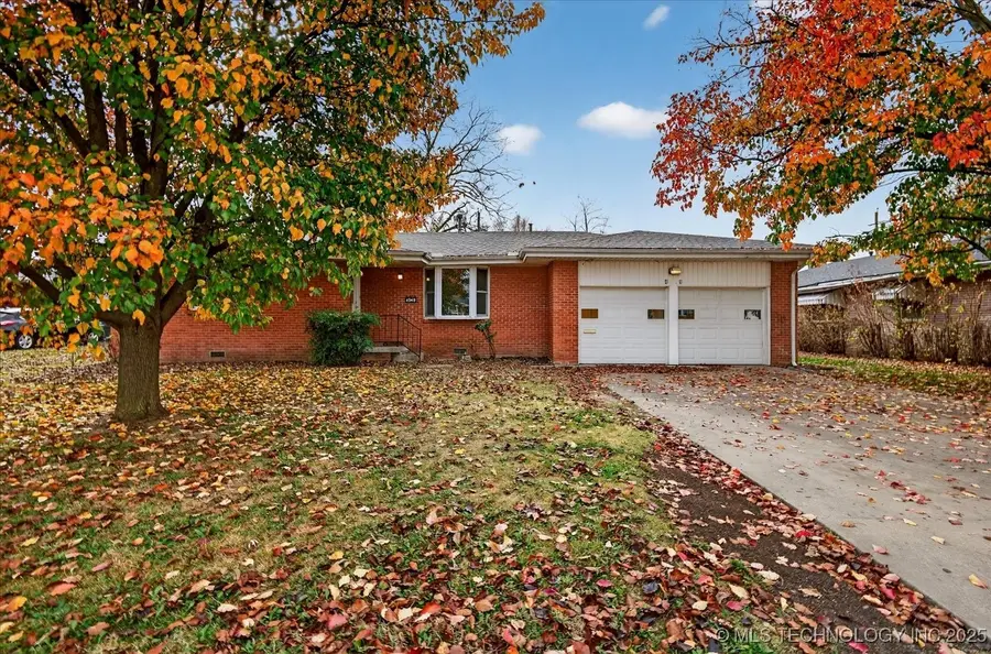 4949 Brookline Drive, Bartlesville, OK 74006 - Image #2