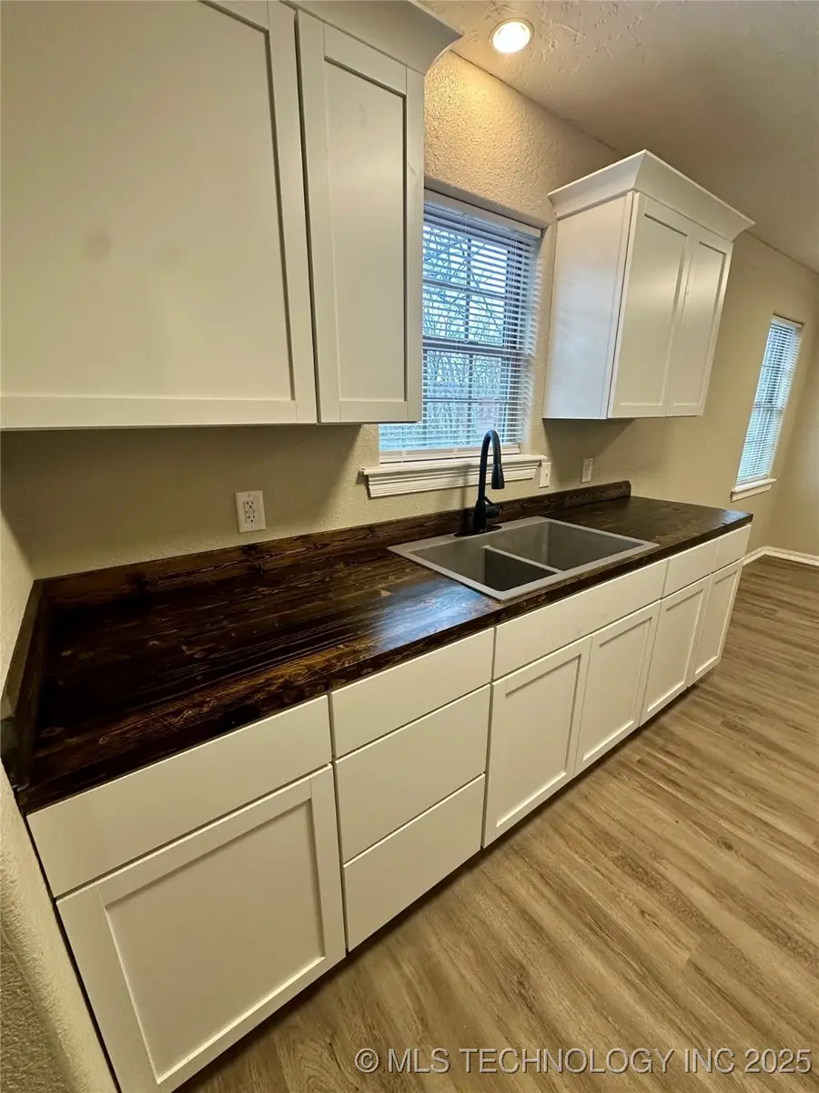 408 Sequoyah Avenue, Marble City, OK 74945 - #3