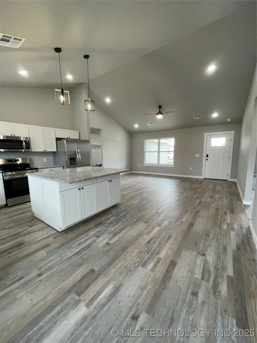 5905 Bluestem Way, Chelsea, OK 74016 - Image #2