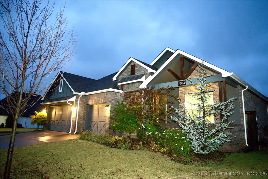 1504 E Mobile Street, Broken Arrow, OK 74011 - Image #2