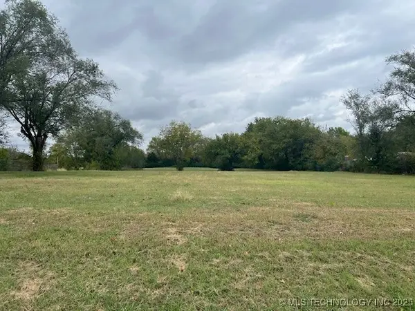 000 W North, Checotah, OK 74426