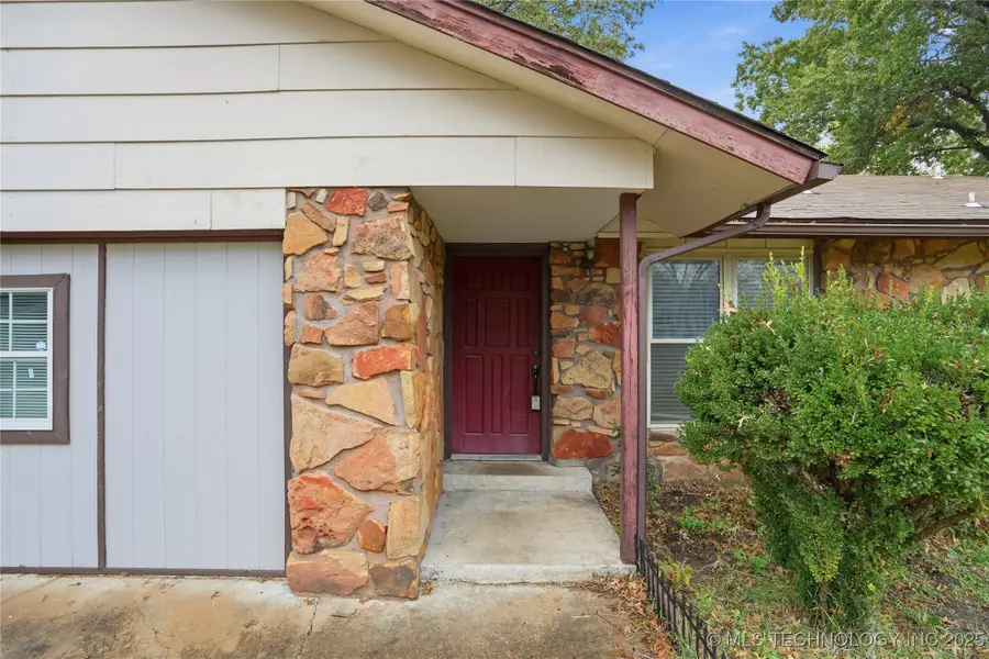 265 E Glenpool Boulevard, Glenpool, OK 74033 - Image #3