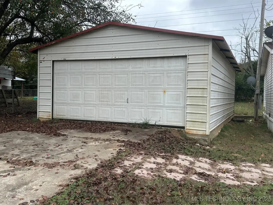 1931 Coon Creek, Eufaula, OK 74432 - Image #3