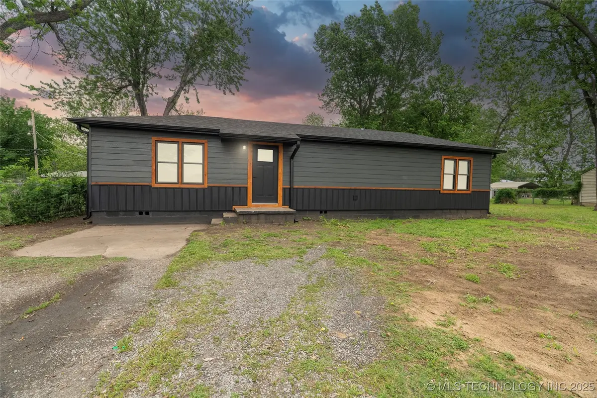 5667 S Quincy Avenue, Tulsa, OK 74105 - Image #1