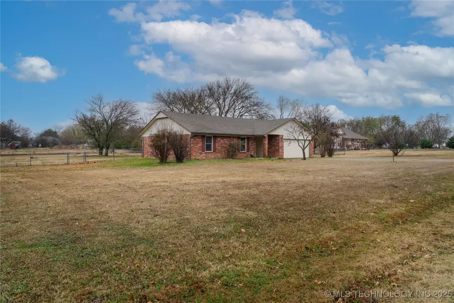 29742 S Cameron Drive, Inola, OK 74036 - Image #3