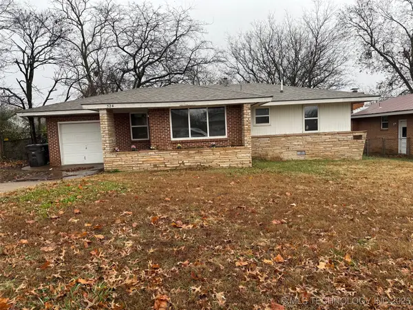 324 SE Wilshire, Bartlesville, OK 74006