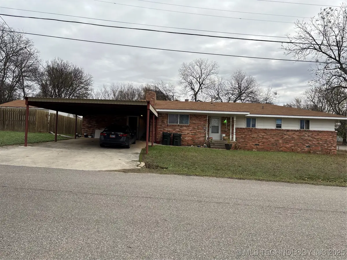901 E 6th Street, Sulphur, OK 73086 - Image #1
