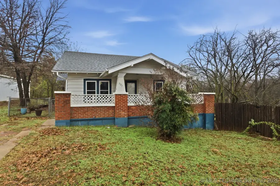 137 E 11th Avenue, Bristow, OK 74010 - Image #3