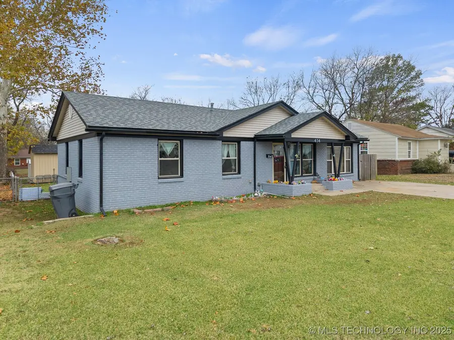 434 Locust Street Nw, Ardmore, OK 73401 - Image #2