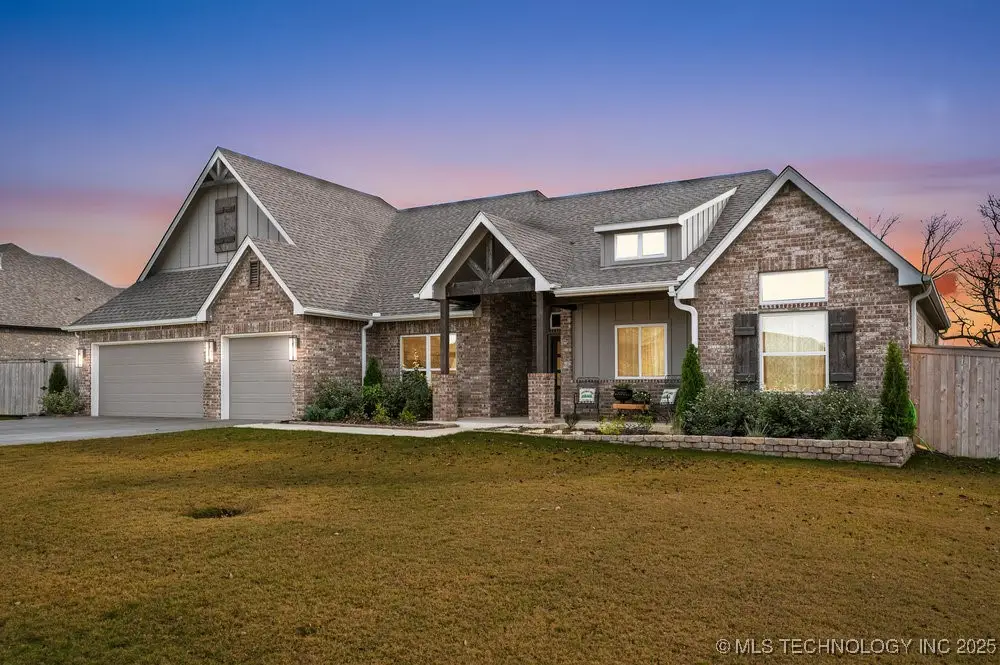 1802 E 44th Street, Sand Springs, OK 74063 - Image #1
