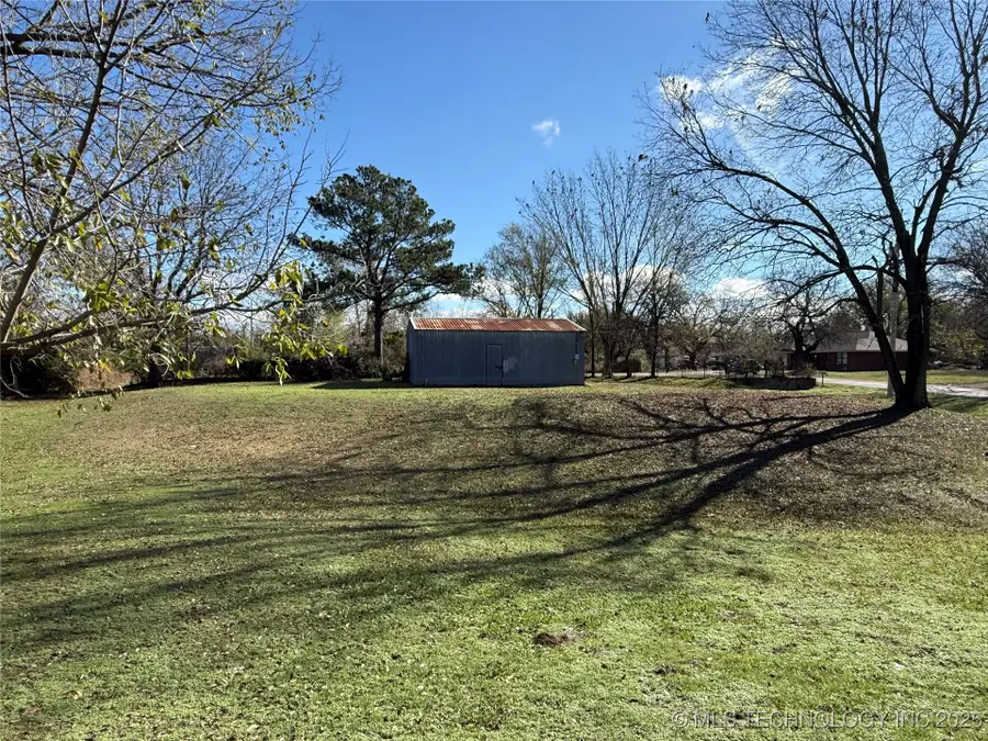 104 S Denver, Allen, OK 74825 - Image #3