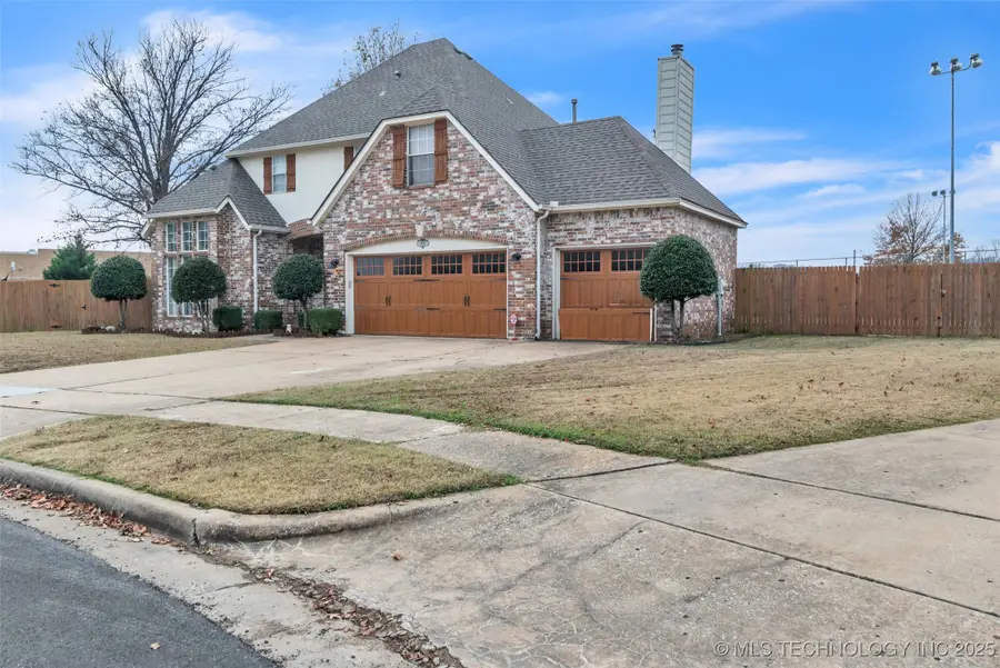 2520 N 12th Street, Broken Arrow, OK 74012 - Image #2