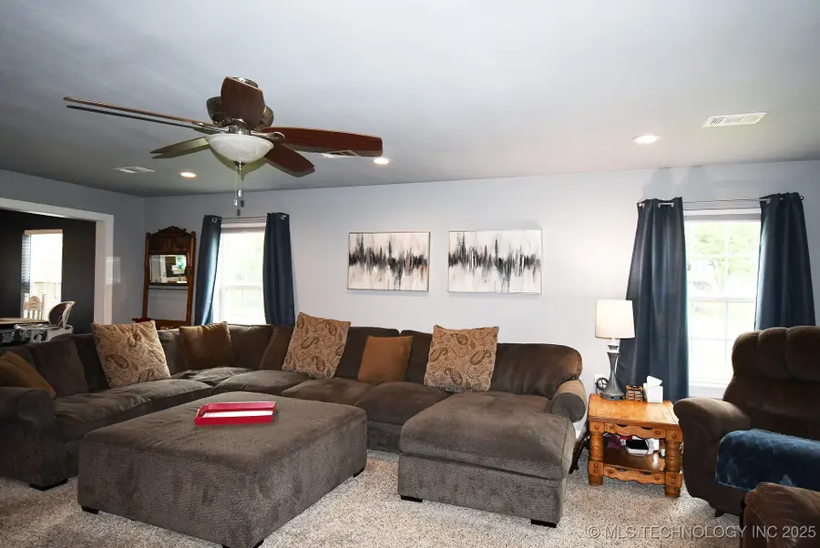 304 S Blackstone Street, Vian, OK 74962 - #3