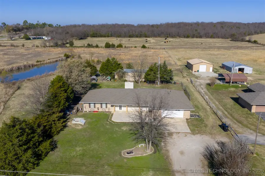379022 Old Highway 62, Okemah, OK 74859 - Image #2