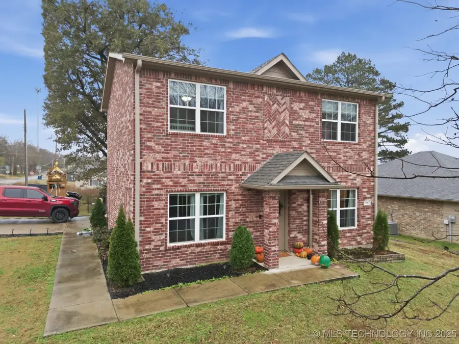 108 NE 6th, Wilburton, OK 74578 - Image #3