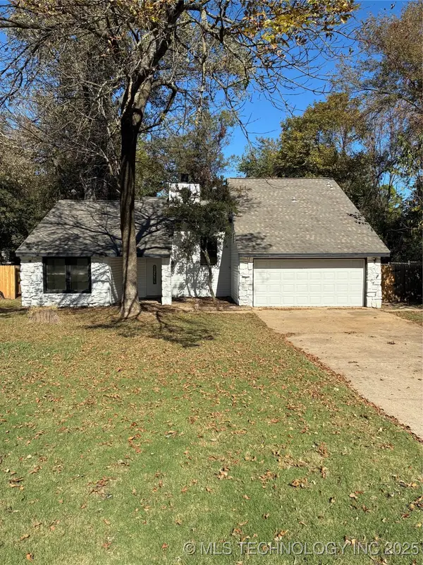 1912 W Pittsburg Court, Broken Arrow, OK 74012