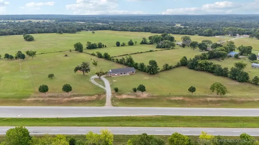 10981 S Highway 66 Highway, Chelsea, OK 74016 - Image #2