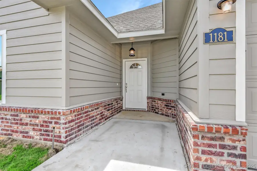 1181 Wild Indigo Circle, Calera, OK 74730 - #3