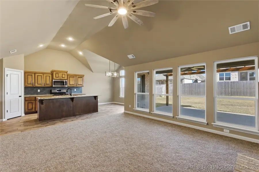 5113 S Walnut Creek Drive, Sand Springs, OK 74063 - Image #3