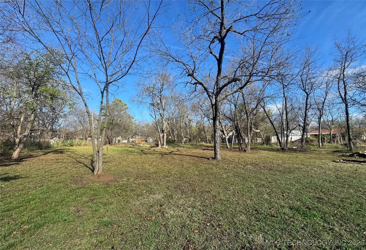 905 A Street Se, Ardmore, OK 73401 - Image #1